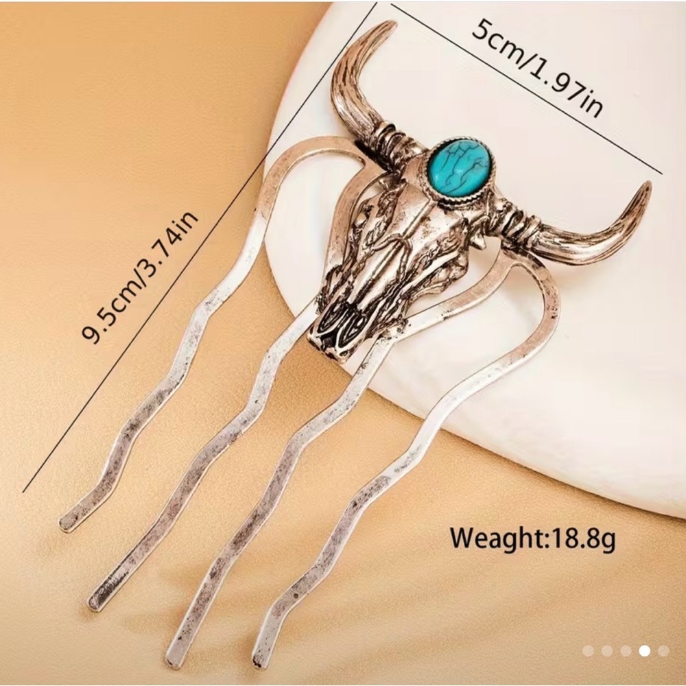 Silver Bull Skull Hair Comb - Picture 4 of 4